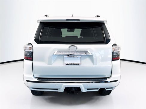 Used 2022 Toyota 4Runner Limited RWD image 30