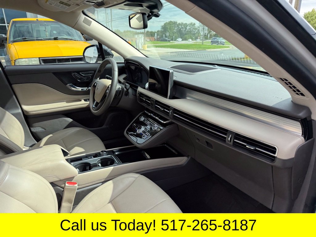 Certified 2022 Lincoln Corsair AWD w/ Equipment Group 101A image 13