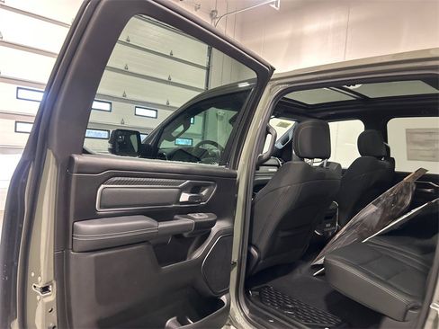 New 2026 RAM 1500 4x4 Crew Cab image 33