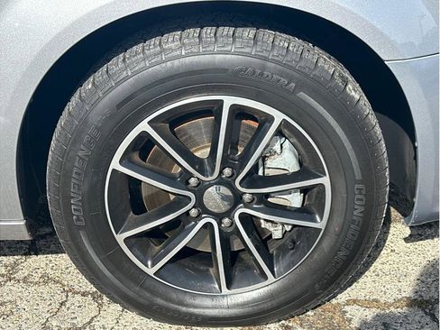 Used 2019 Dodge Grand Caravan GT image 10