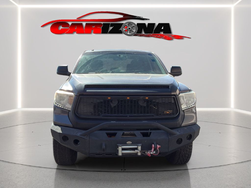 Used 2016 Toyota Tundra SR5 w/ SR5 Upgrade Package AWD/4WD image 1