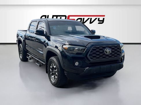 Used 2022 Toyota Tacoma TRD Off-Road w/ Technology Package AWD/4WD image 1