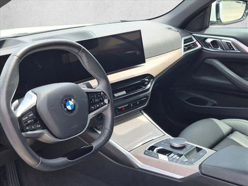 Used 2025 BMW 430i Convertible RWD image 9