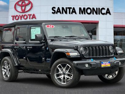 Used 2024 Jeep Wrangler Unlimited w/ LED Headlamp & Fog Lamp Group