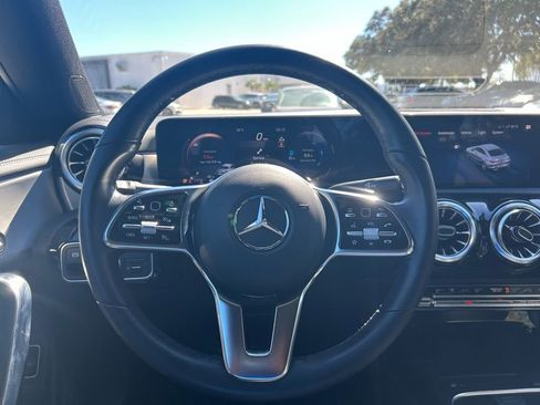 Used 2023 Mercedes-Benz CLA 250 image 19