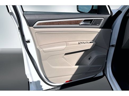 Used 2019 Volkswagen Atlas SEL Premium AWD/4WD image 19
