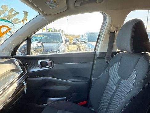 New 2026 Kia Sorento LX image 19