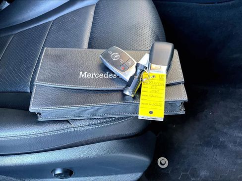 Certified 2022 Mercedes-Benz GLC 300 GLC 300 image 14