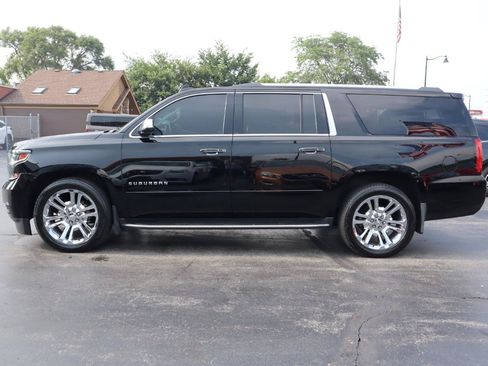 Used 2017 Chevrolet Suburban Premier AWD/4WD image 2