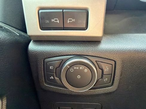 Used 2015 Ford F150 Lariat w/ Equipment Group 501A Mid AWD/4WD image 28