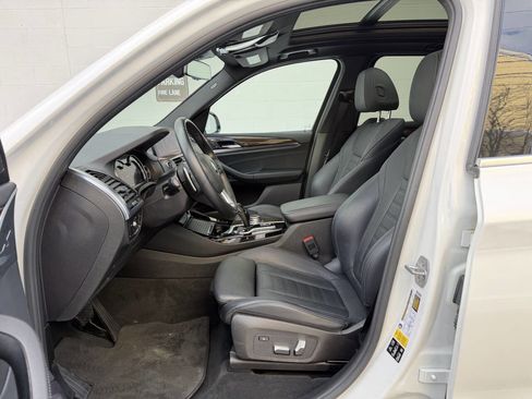Used 2019 BMW X3 xDrive30i w/ Driving Assistance Package image 13