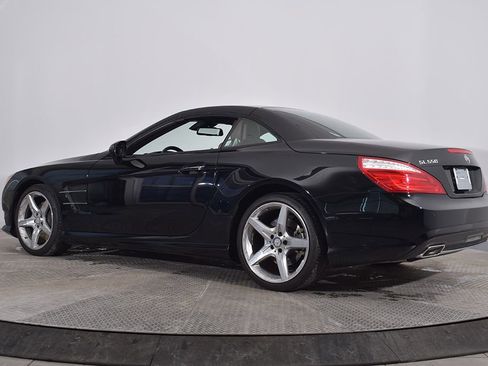 Used 2016 Mercedes-Benz SL 550 image 3