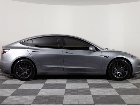 Used 2025 Tesla Model 3 Long Range AWD/4WD image 9