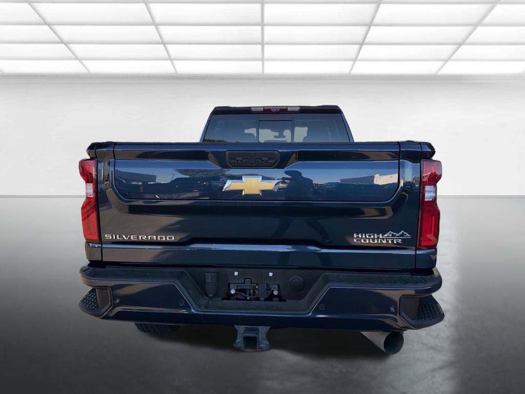 Used 2022 Chevrolet Silverado 3500 High Country w/ Z71 Off-Road Package AWD/4WD image 3