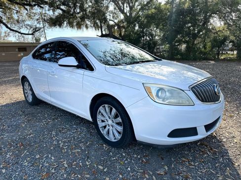 Used 2016 Buick Verano FWD image 3
