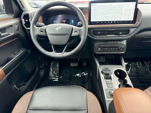 Used 2025 Ford Bronco Sport Outer Banks w/ Outer Banks Tech Package+ AWD/4WD image 15