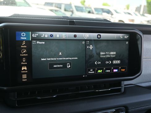 Used 2025 Jeep Wrangler Unlimited Sahara w/ Safety Group AWD/4WD image 22