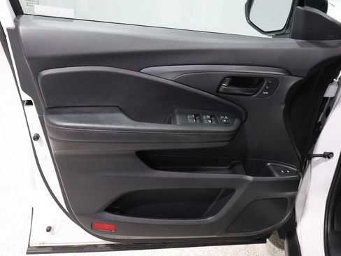 Used 2023 Honda Passport EX-L image 14
