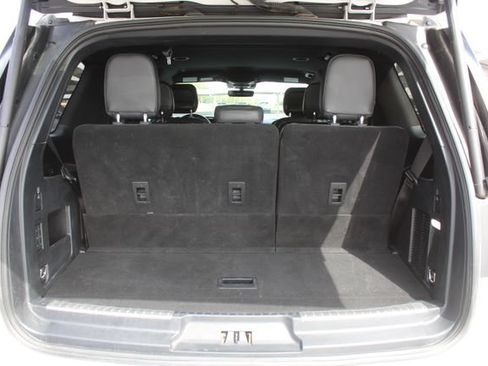 Used 2020 Lincoln Navigator 2WD image 5