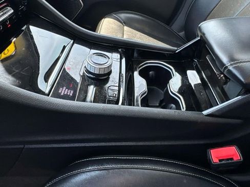 Used 2022 Jeep Grand Cherokee Limited 4xe w/ Luxury Tech Group II image 18