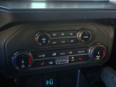 Used 2022 Ford Bronco Raptor w/ Interior Carbon Fiber Pack 6 AWD/4WD image 27