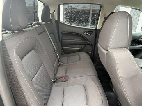 Used 2022 Chevrolet Colorado LT w/ LT Convenience Package RWD image 12