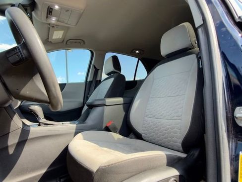 Used 2021 Chevrolet Equinox LT FWD image 6
