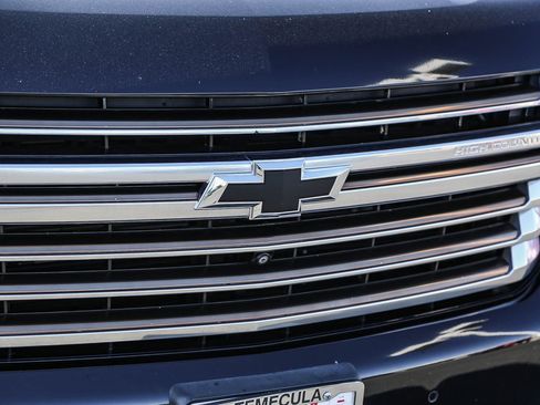 Used 2022 Chevrolet Tahoe High Country w/ Max Trailering Package AWD/4WD image 11