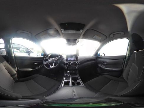 Used 2025 Nissan Sentra SV FWD image 40