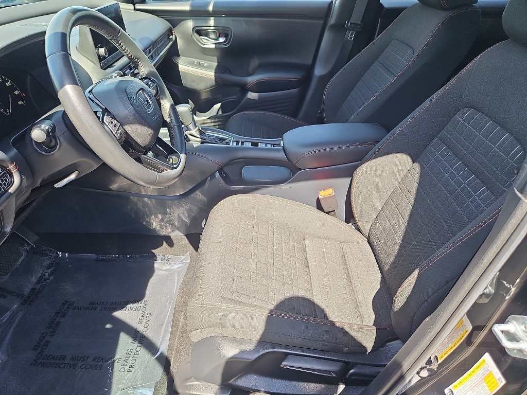 Certified 2025 Honda HR-V Sport image 26