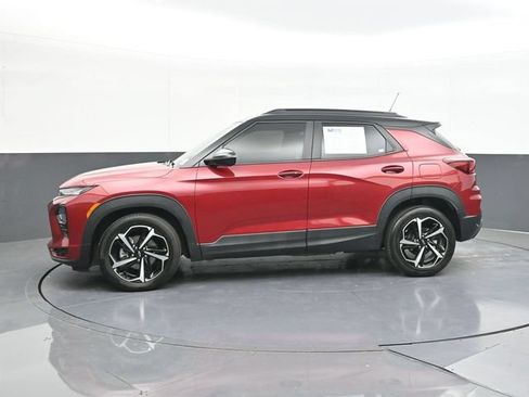 Used 2021 Chevrolet TrailBlazer RS w/ Technology Package FWD image 8
