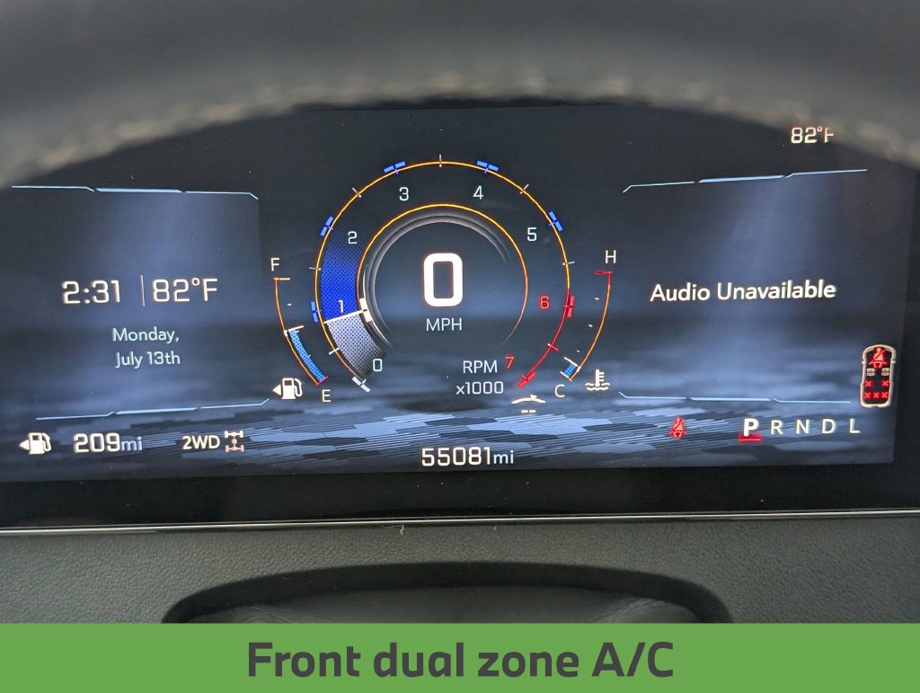 Used 2025 Chevrolet Traverse LT AWD/4WD image 19