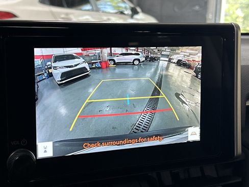 Used 2025 Toyota RAV4 XLE w/ Convenience Package FWD image 24