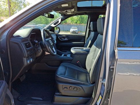 Used 2022 GMC Yukon SLT w/ SLT Luxury Package AWD/4WD image 15