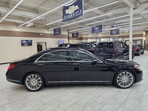 Used 2017 Mercedes-Benz S 550 Sedan image 6