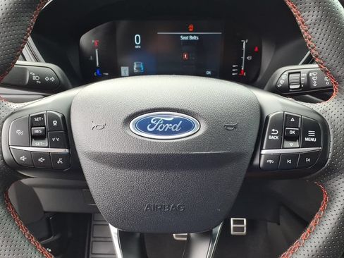 Used 2023 Ford Escape ST-Line w/ Tech Pack #1 AWD/4WD image 5