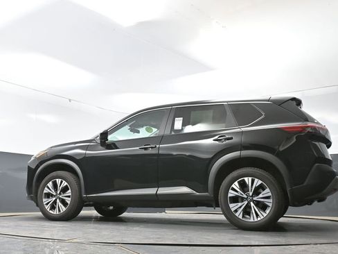 Used 2023 Nissan Rogue SV AWD/4WD image 51