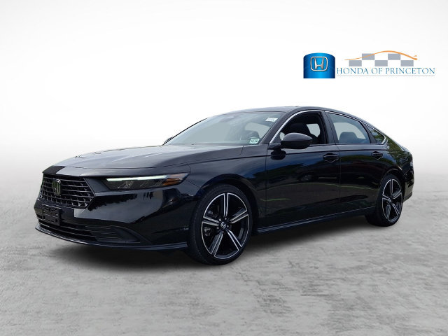 Used 2024 Honda Accord Sport image 3