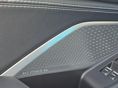 Used 2023 Acura MDX SH-AWD w/ Advance Package image 28