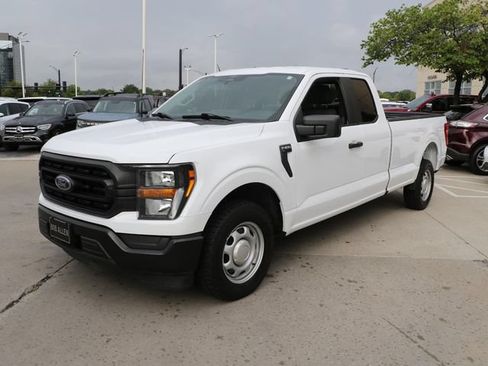 Used 2023 Ford F150 XL RWD image 3