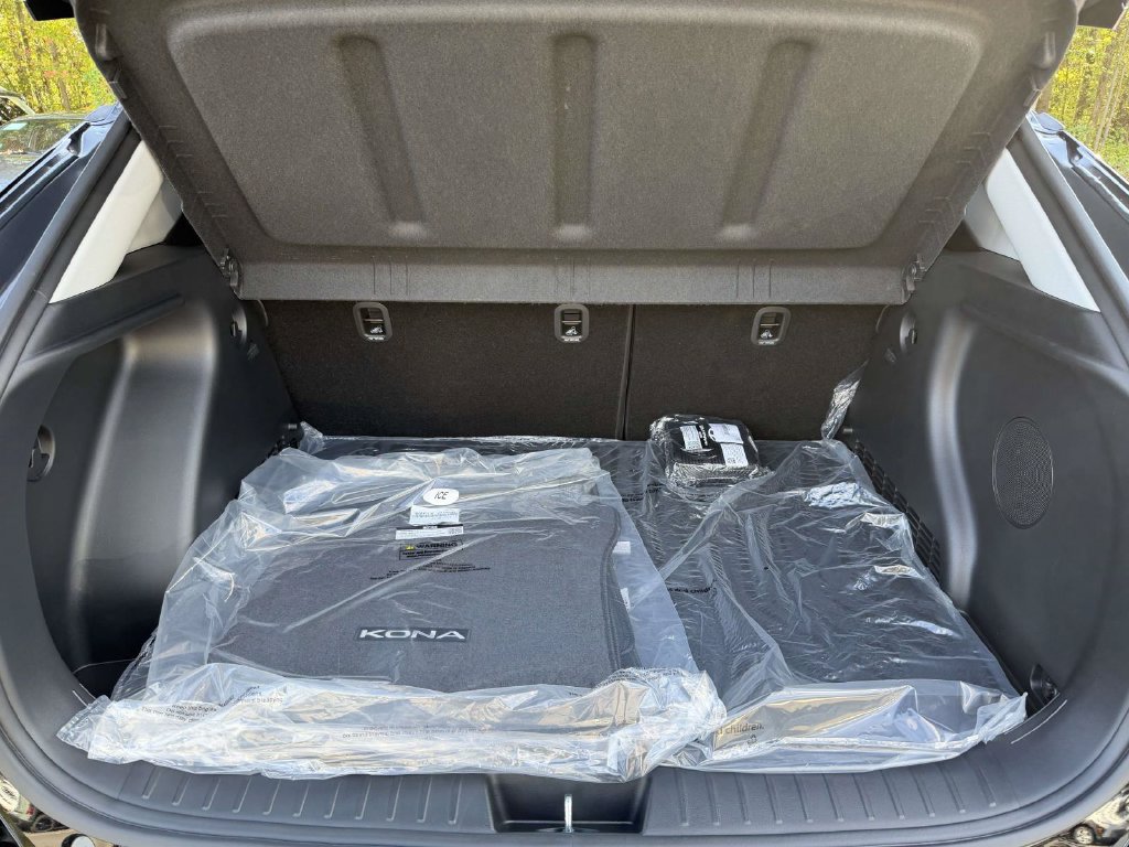 New 2027 Hyundai Kona Limited AWD/4WD image 11
