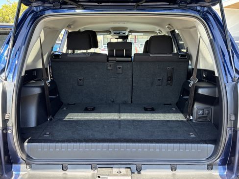 Certified 2024 Toyota 4Runner SR5 AWD/4WD image 21