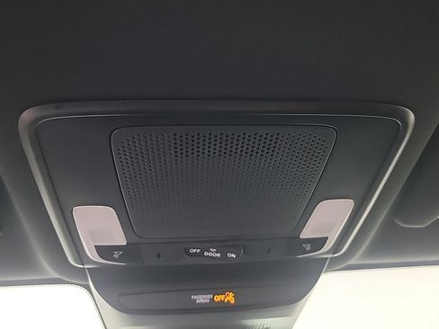 Certified 2025 Honda HR-V Sport image 21