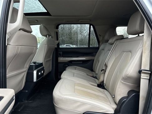 Used 2022 Ford Expedition Max Limited image 14