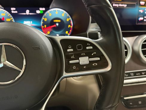 Used 2020 Mercedes-Benz GLC 300 image 24