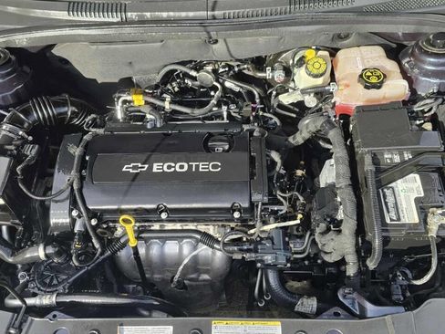 Used 2015 Chevrolet Cruze LS image 15