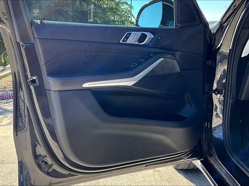 Used 2020 BMW X5 xDrive40i w/ Premium Package AWD/4WD image 21