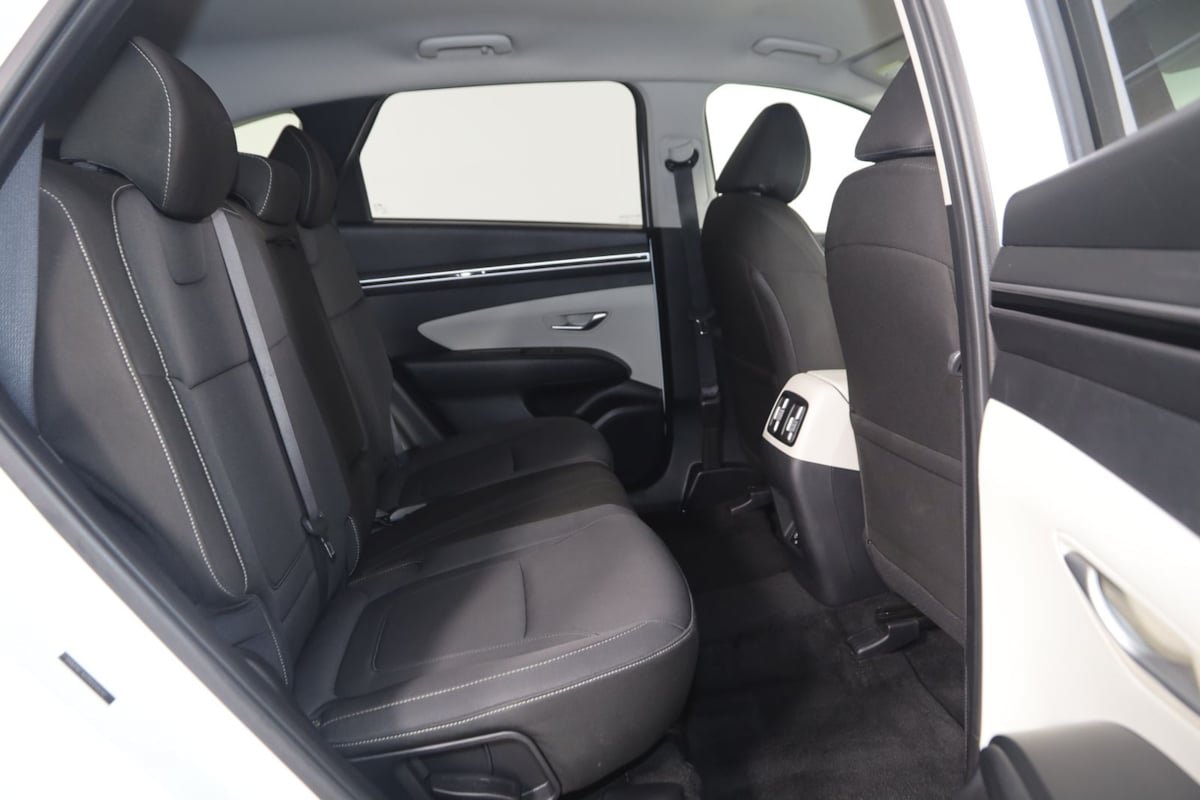 Used 2022 Hyundai Tucson SEL w/ Cargo Package AWD/4WD image 13
