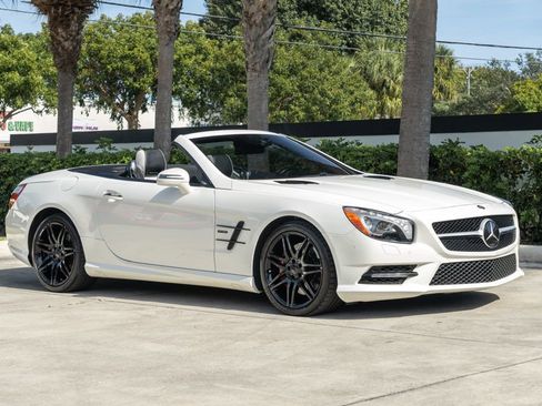 Used 2015 Mercedes-Benz SL 550 2dr Roadster SL 550 image 11