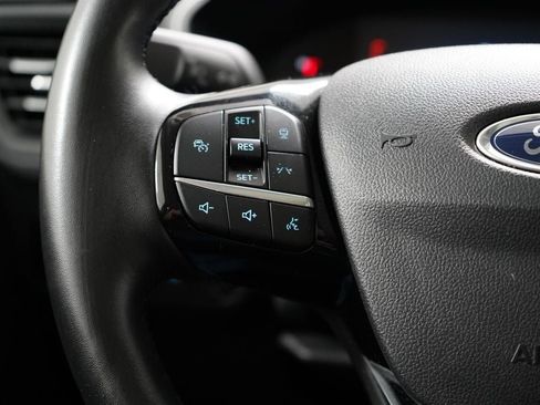 Used 2025 Ford Escape Active w/ Tech Pack #1 AWD/4WD image 17